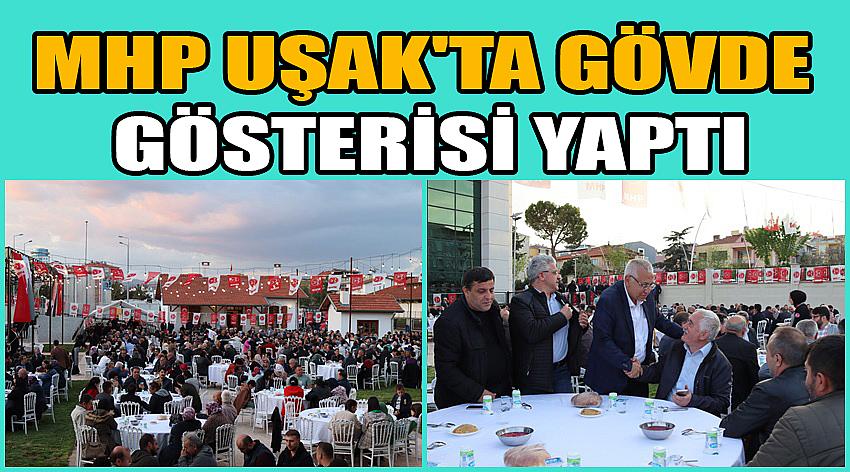 MHP Uşak'ta Gövde Gösterisi Yaptı